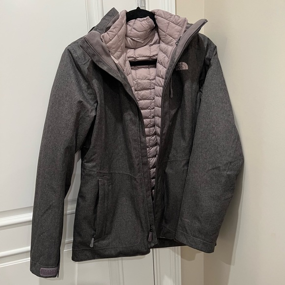 THE NORTH FACE 2 in 1 windbreaker + puffer size S - Picture 5 of 5